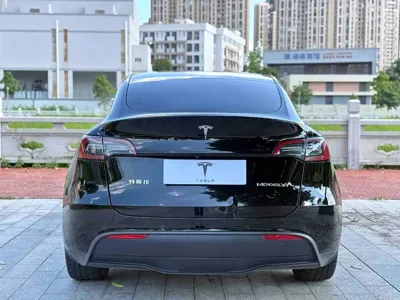 Tesla Model Y 2022, 69000 км, за 158800 CNY - фото 7