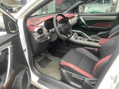 Geely Binyue 2020, 45000 км, за 39800 CNY