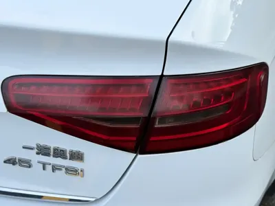 Audi A4L 2015, 190000 км, за 39800 CNY - фото 8
