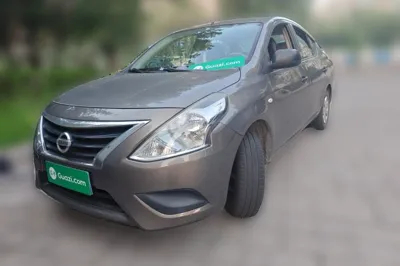 Nissan Sunny · 2015 год