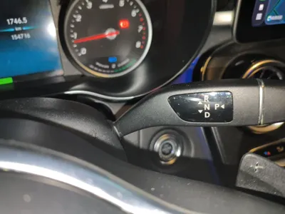 Mercedes-Benz C-Class 2019, 154700 км, за 101167.38 CNY - фото 15