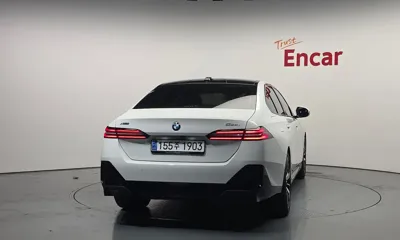 BMW 5-Series 2024, 23532 км, за 75900000 KRW