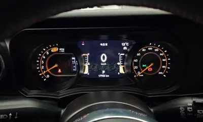 Jeep Wrangler 2023, 17955 км, за 50500000 KRW - фото 8