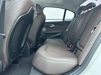 BMW 1 Series 2022, 26000 км, за 108800 CNY - фото 9
