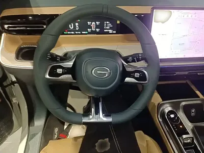 GAC Motor 传祺E8 PHEV 2024, 36400 км, за 145200 CNY - фото 11
