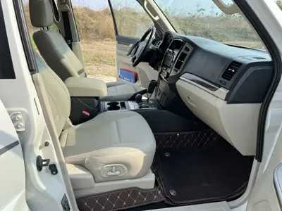 Mitsubishi Pajero (Import) 2019, 106000 км, за 113800 CNY - фото 15