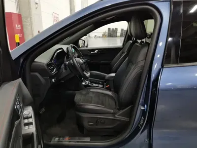 Ford Escape 2021, 80200 км, за 64600 CNY - фото 10