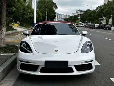 Porsche 718 · 2018 год