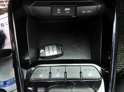 Kia Stonic 2018, 98446 км, за 8690000 KRW - фото 13