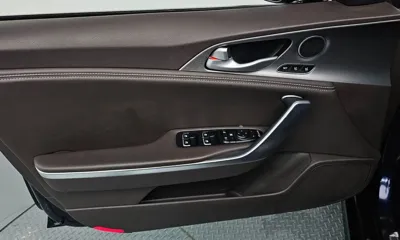 Kia Stinger 2019, 68248 км, за 21800000 KRW - фото 24