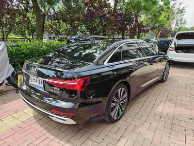 Audi A6L 2023, 45000 км, за 248000 CNY