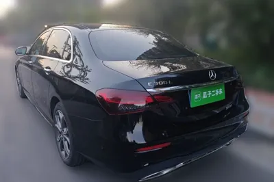 Mercedes-Benz E-Class 2022, 76400 км, за 244271.43 CNY