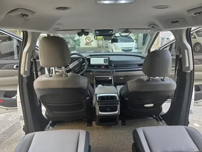 Kia Canival 2025, 12652 км, за 37250000 KRW - фото 9