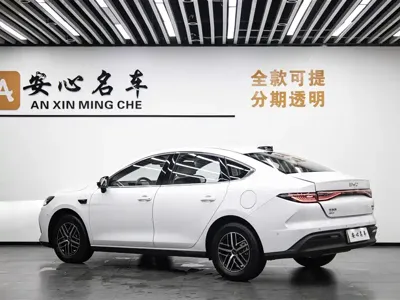 BYD Seal 05 DM-i 2025, 2000 км, за 78800 CNY