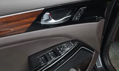 Kia K7 2017, 127008 км, за 10900000 KRW - фото 36