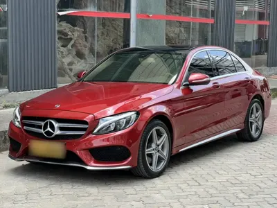 Mercedes-Benz C-Class · 2018 год