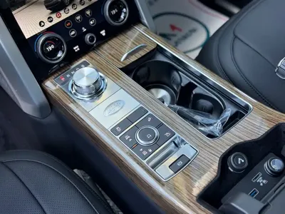 Land Rover Range Rover 2019, 83000 км, за 678000 CNY - фото 12