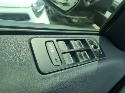 Land Rover Discovery Sport 2018, 124000 км, за 8500000 KRW - фото 20