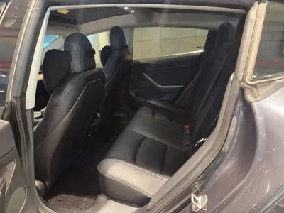 Tesla Model 3 2021, 74000 км, за 32000000 KRW - фото 9