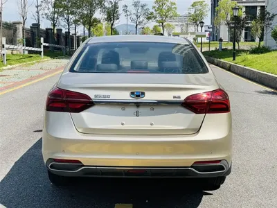 Geely Emgrand 2018, 89000 км, за 19500 CNY - фото 8