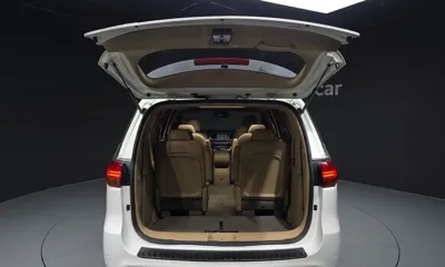 Kia Canival 2017, 153443 км, за 8900000 KRW - фото 20