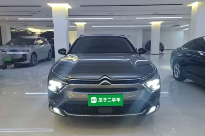Citroen C5 X 2021, 19600 км, за 125107.96 CNY