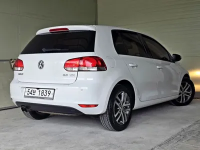 Volkswagen Golf 2011, 200856 км, за 4800000 KRW