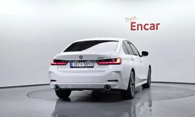 BMW 3-Series 2024, 25223 км, за 37700000 KRW