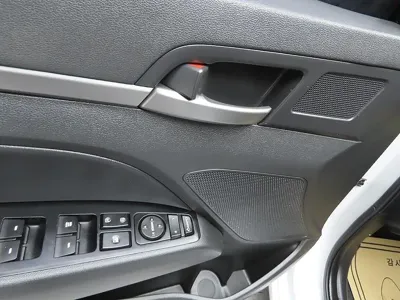 Hyundai Avante 2018, 184612 км, за 3000000 KRW - фото 14