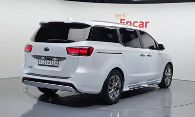 Kia Canival 2015, 167356 км, за 9800000 KRW - фото 2