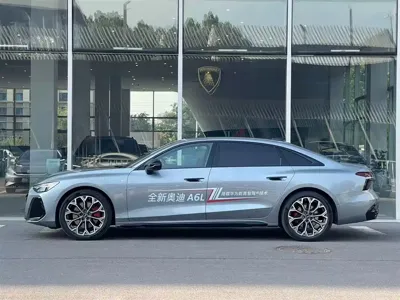 Audi A6L 2026, 2800 км, за 366000 CNY