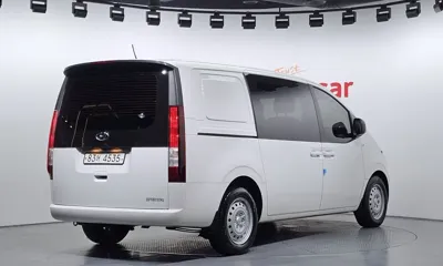 Hyundai Staria 2022, 80003 км, за 20000000 KRW