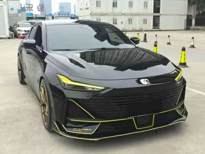 Changan UNI-V 2022, 30000 км, за 44900 CNY