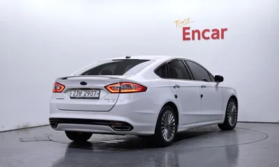 Ford Fusion 2013, 88372 км, за 3800000 KRW - фото 2