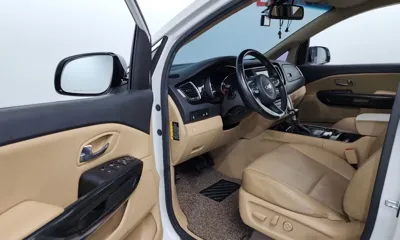 Kia Canival 2017, 99890 км, за 14900000 KRW - фото 10