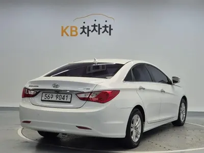 Hyundai Sonata 2012, 120708 км, за 3390000 KRW