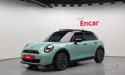 MINI Cooper · 2025 год