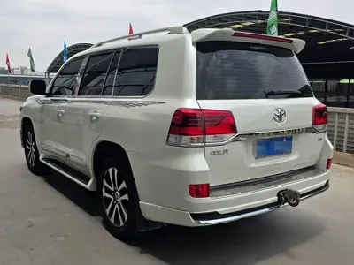 Toyota Land Cruiser 2020, 51000 км, за 499799 CNY
