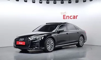 Audi A8 · 2023 год
