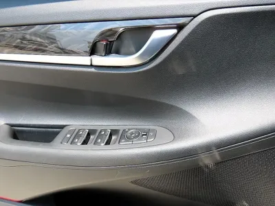 Hyundai Grandeur 2019, 145260 км, за 10900000 KRW - фото 11