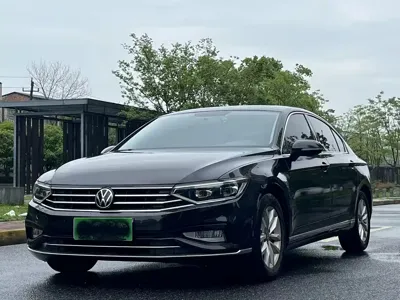 Volkswagen Magotan 2023, 78000 км, за 86800 CNY - фото 1