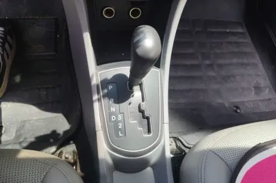 Hyundai Verna (older generation) 2016, 56400 км, за 33645.6 CNY - фото 11