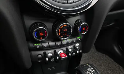 MINI Cooper Convertible 2019, 53550 км, за 19900000 KRW - фото 31
