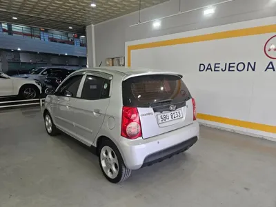 Kia Morning 2011, 96512 км, за 2000000 KRW