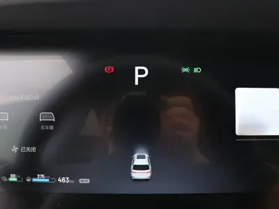Li Auto Li ONE 2021, 78000 км, за 98000 CNY - фото 12