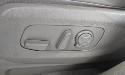 Kia Canival 2025, 21228 км, за 49000000 KRW - фото 31