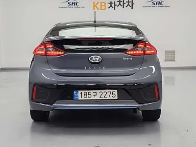 Hyundai Ioniq 2018, 129314 км, за 11700000 KRW