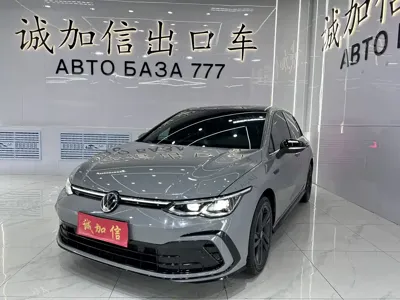 Volkswagen Golf · 2023 год