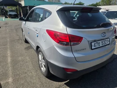 Hyundai Tucson 2011, 211232 км, за 3990000 KRW