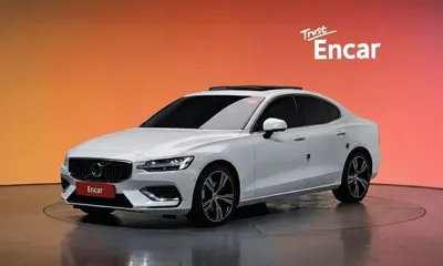 Volvo S60 · 2021 год
